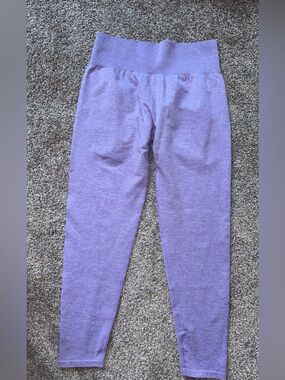 Women’s NVGTN Scrunch leggings